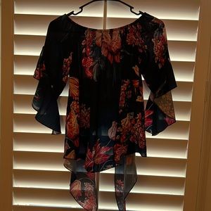 Floral off shoulder top